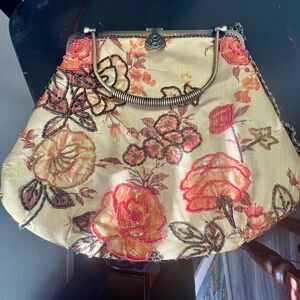 Floral Vintage Style Clutch/Crossbody